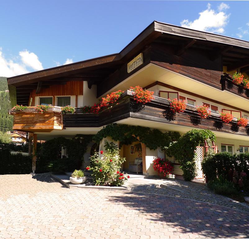 Residence Intica San Candido Ngoại thất bức ảnh
